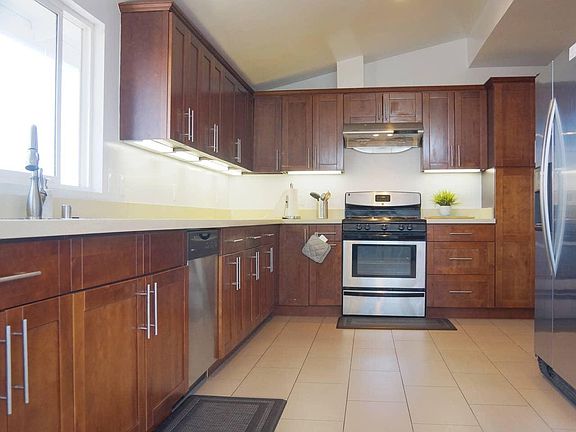 2nd image of 2530 Ardee Ln