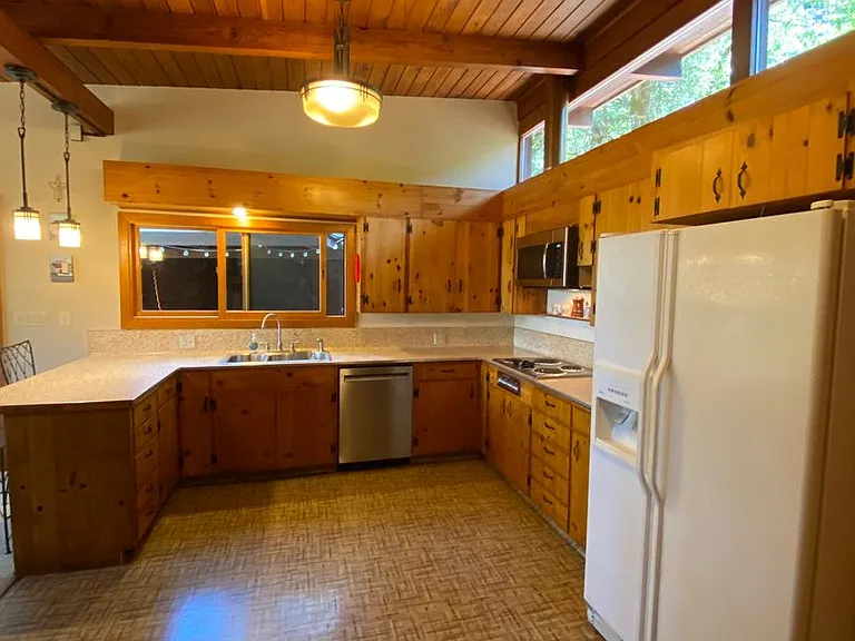 3645 NW Hayes Ave — Photo 11