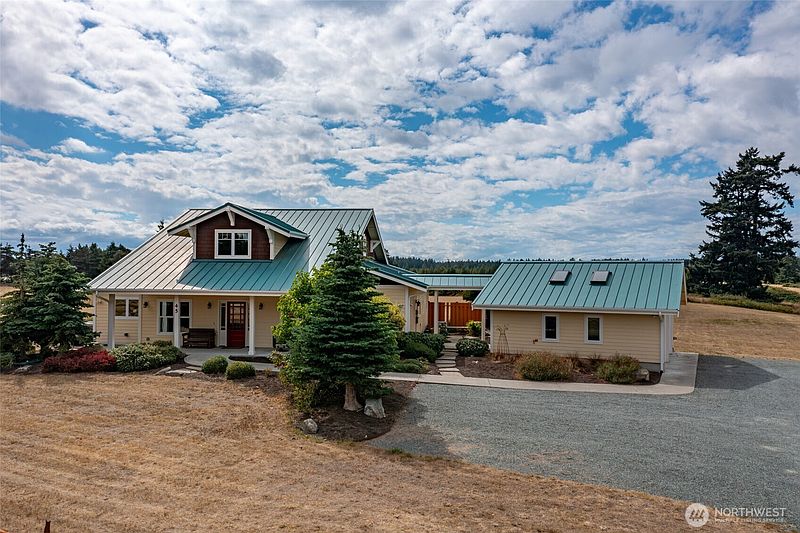 5th image of 45 Holly Berry Road