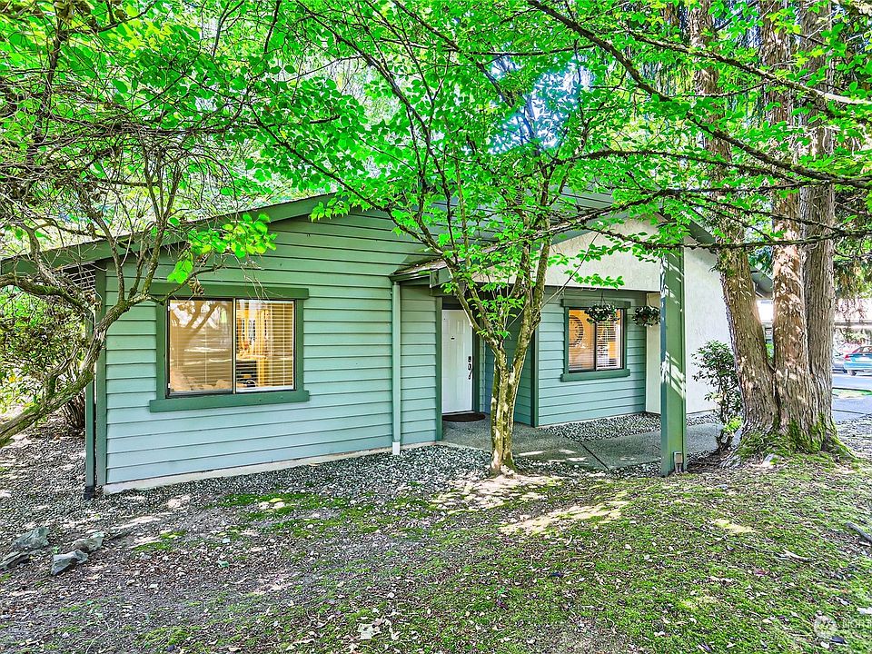 1st image of 12709 NE 130th Court #C101