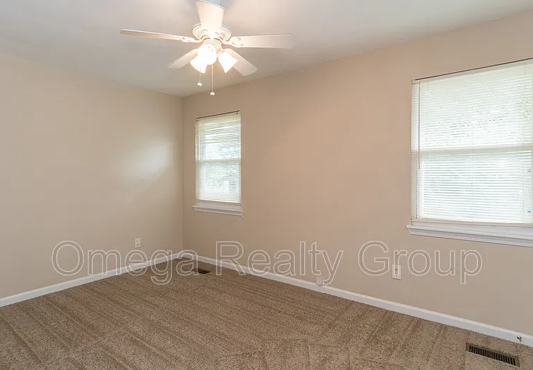 2345 Grayson Valley Cir — Photo 19