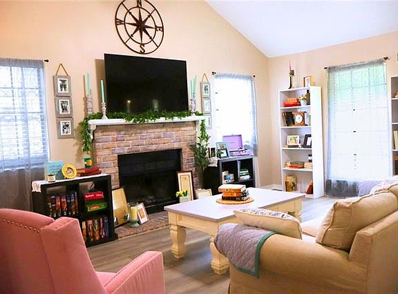 3rd image of 2630 Rue Weller
