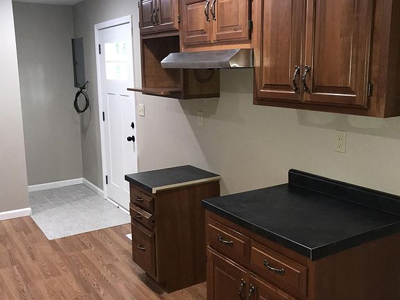 5th image of 1014 N Niles Ave