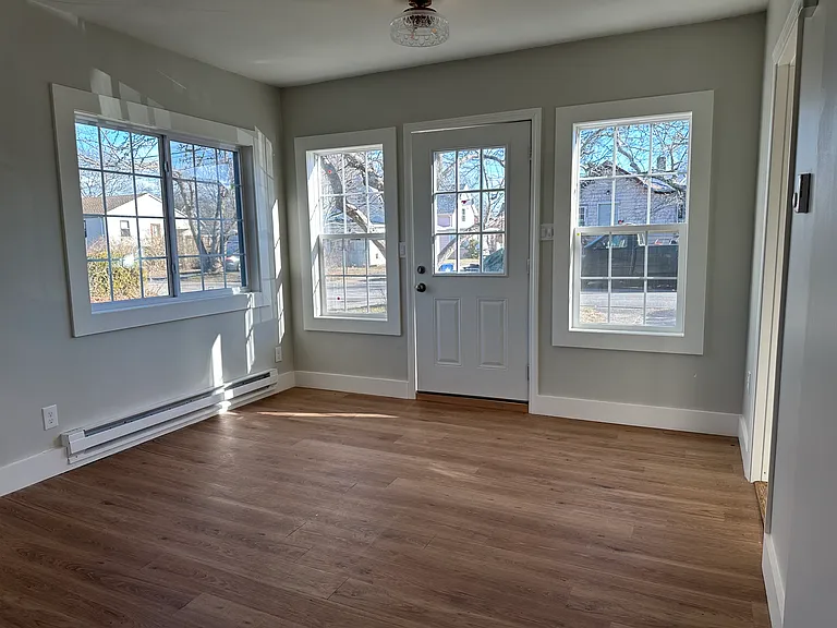24 Wareham Ave — Photo 6