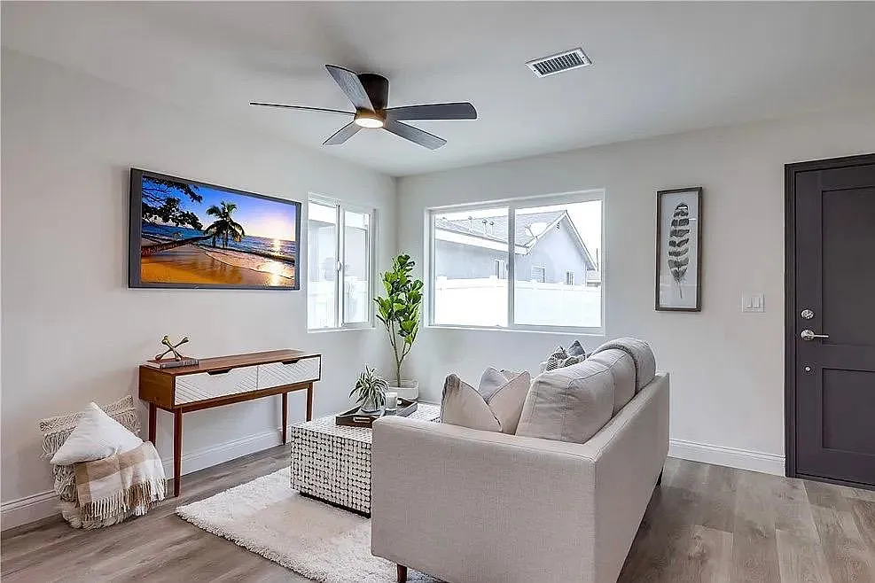 840 Willow Dr — Photo 3