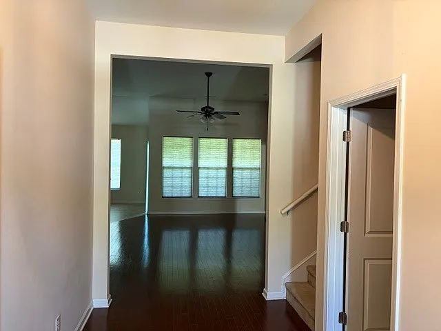7 Bradford Ct — Photo 2