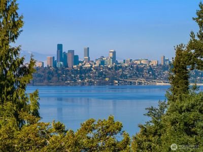4701 84th Avenue SE, Mercer Island, WA, 98040
