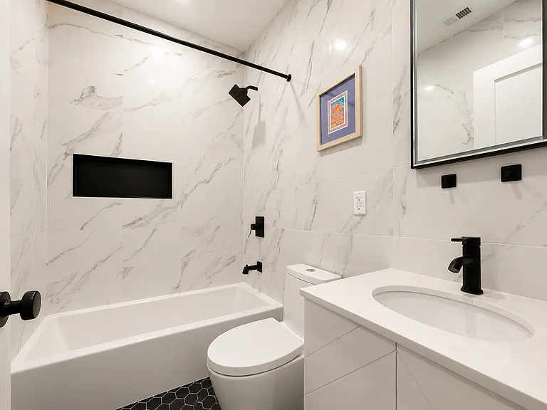 228 7th Ave #3 — Photo 7
