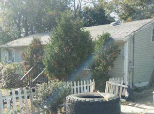 26 Susie Ave, Moosup, CT 06354