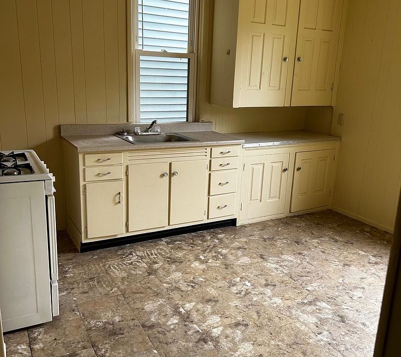 21 s Mercer St apartment 101 Apartment Rentals Greenville, PA Zillow