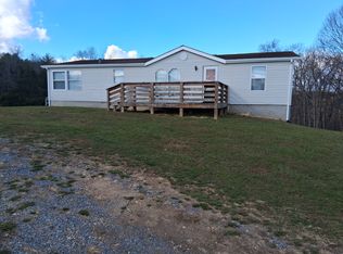 5196 Beamer Hollow Rd, Pulaski, VA 24301