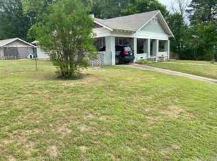 1720 Hickory St, Texarkana, AR 71854
