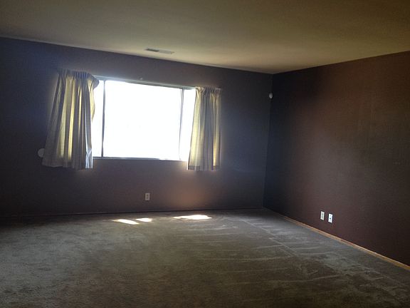 Living room-2_05042015