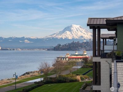 5105 Grand Loop #401, Tacoma, WA, 98407