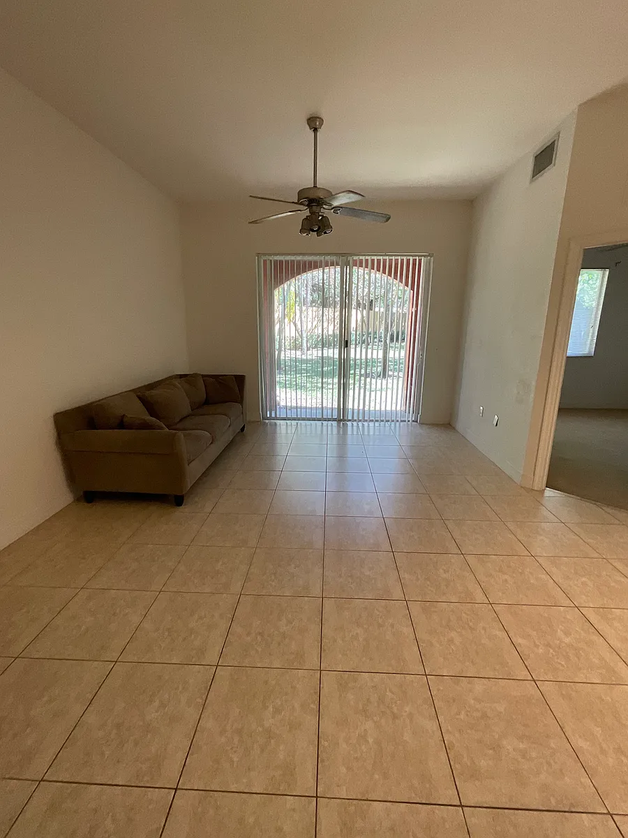 Building Photo - 58 SE Palermo Ct #101