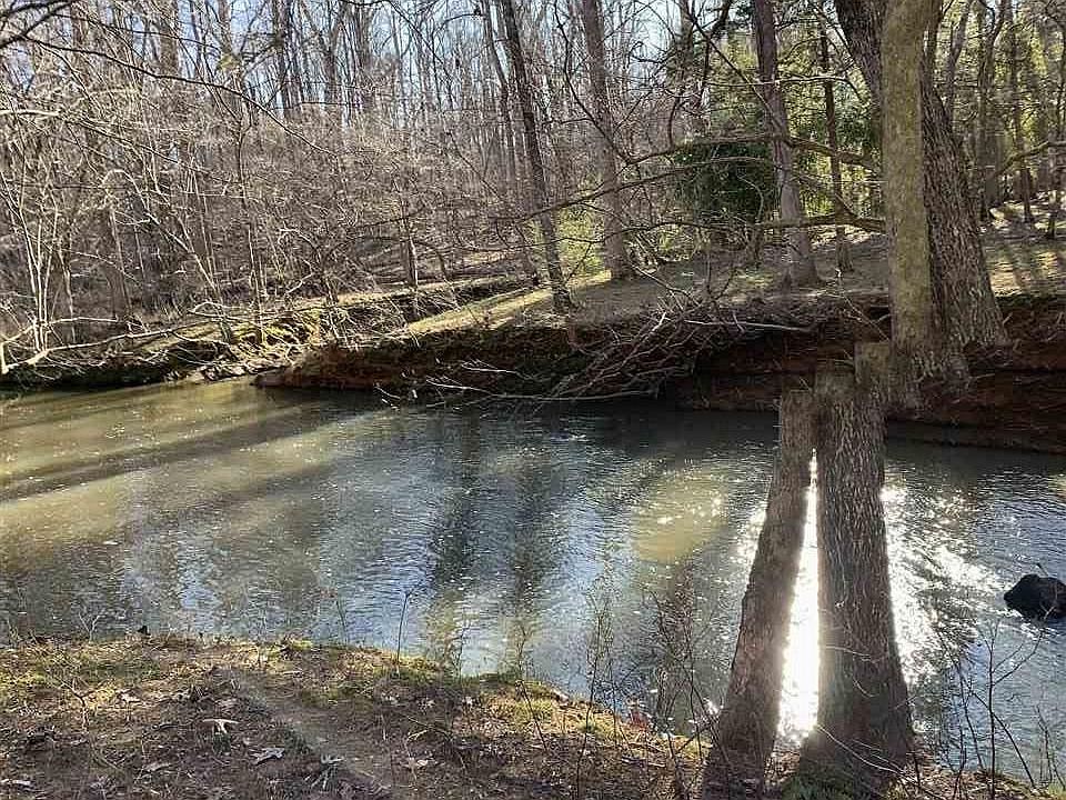 1st image of 35 Brightwater Ln