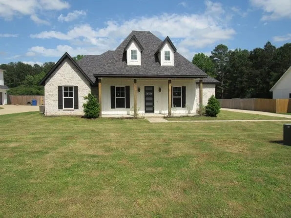 177 Timberline Cir, Stonewall, LA 71078