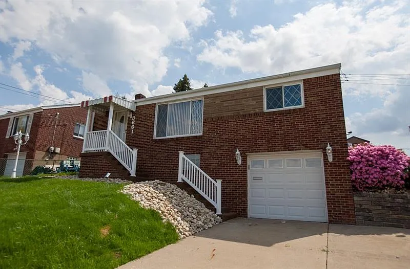 3661 Daniel Dr photo 1