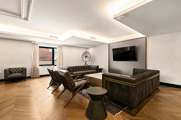 Rented by MNS | media 30