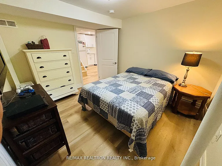 771 Cedarvale Dr #BASEMENT — Photo 10