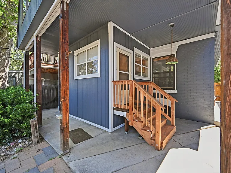 1233 Elizabeth St — Photo 28