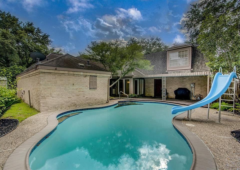 1st image of 18034 Mountfield Dr