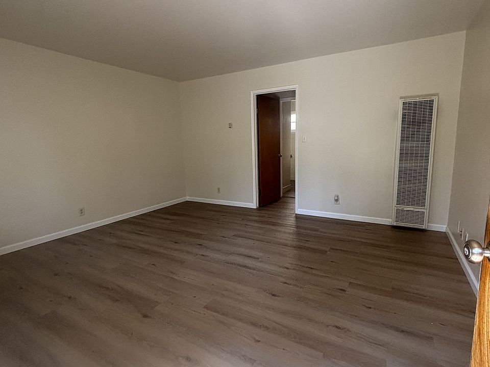 1st image of 2930 Huff Ave #2