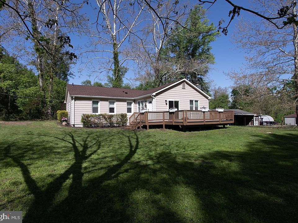 1st image of 3500 Floral Park Rd