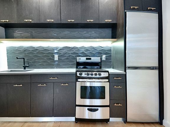 2nd image of 314 Evergreen Ave #1BB