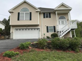 21 Belcourt Rd, Worcester, MA 01605