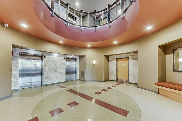 4350 N Broadway St #503 — Photo 14