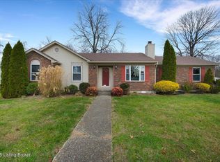 8319 Silver Fox Rd, Louisville, KY 40291