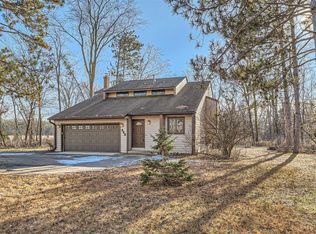 334 Ahrens Rd, Hudson, WI 54016