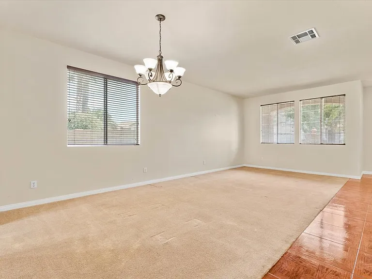 13564 Williamson Rd — Photo 15