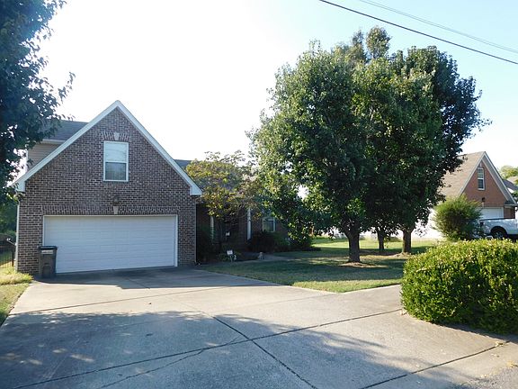 3rd image of 1031 Monticello Pl