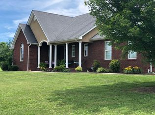 174 Phelps Acres Rd, Jamestown, KY 42629