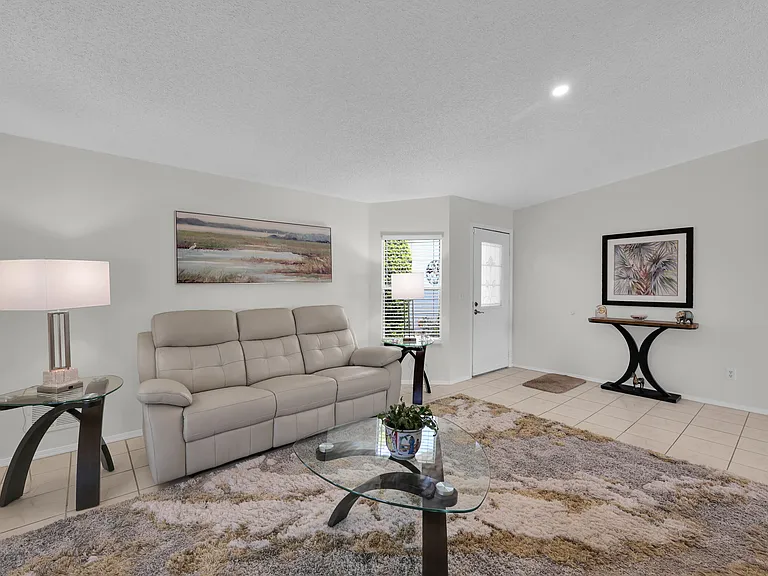 3416 Feriwinkle Ct — Photo 5