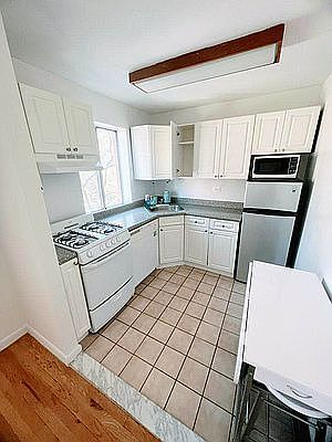 2nd image of 70-64 Yellowstone Blvd APT 2B