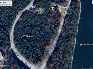 125 Beaver Dr #8, Eureka Springs, AR 72631