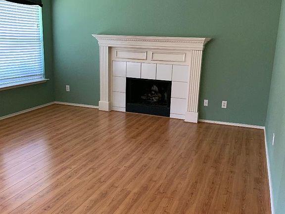 3rd image of 3303 Palmtree Dr