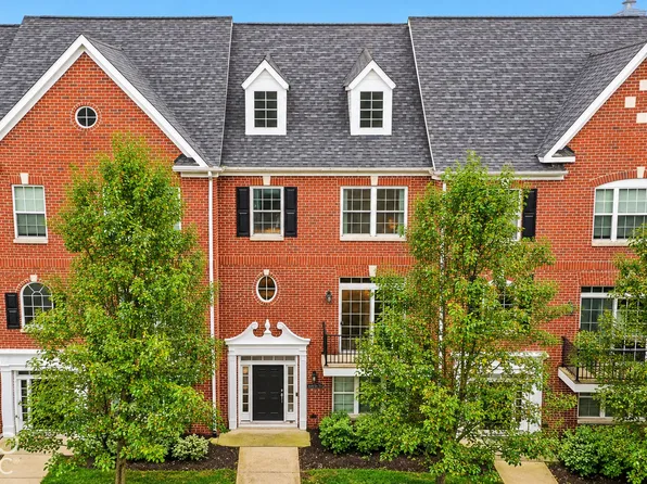 11928 Riley Dr Unit 2, Zionsville, IN 46077