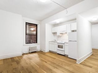 1237 Chestnut St #B, Philadelphia, PA 19107