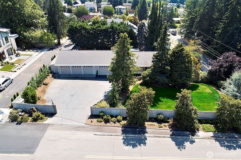 3rd image of 8205 NE 128th Street