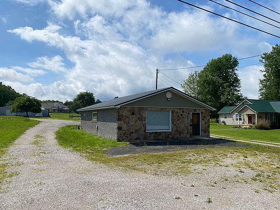 3rd image of 5736 Crossville Hwy