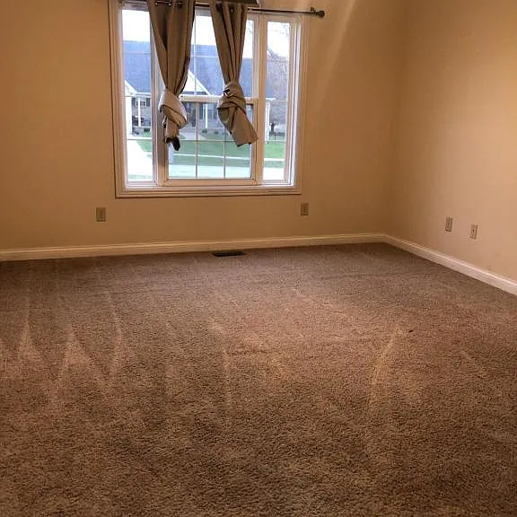 112 Jersey Ct — Photo 10