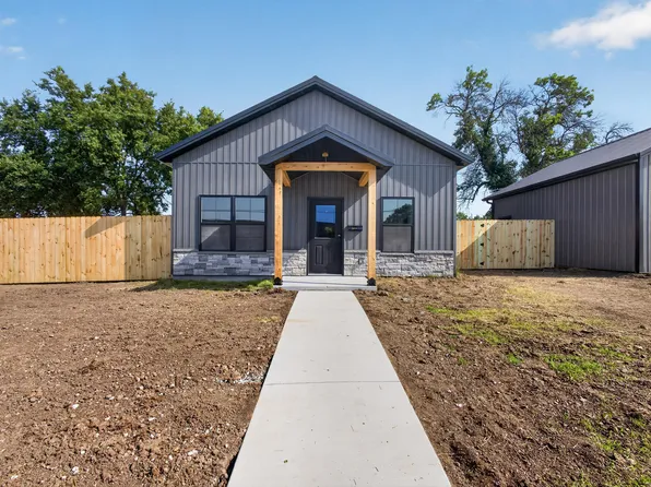 1315 W Liberty St, Mexico, MO 65265