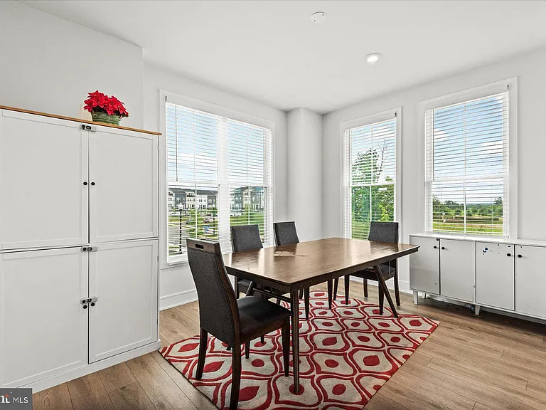 42086 Picasso Sq — Photo 14