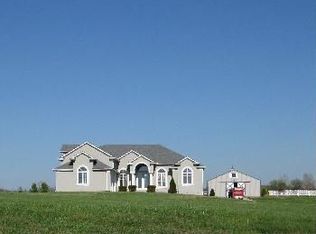 11411 S Hunt Rd, Lone Jack, MO 64070