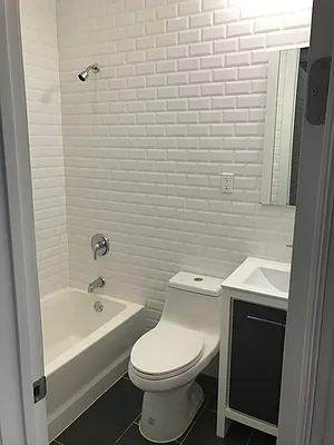 Rented by Greenland Group Realty | media 20