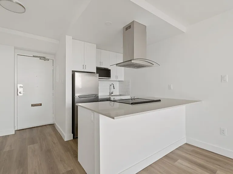 1202 Harwood St #1004 — Photo 41